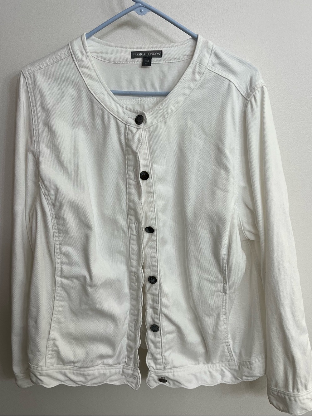 Jessica London 22W White Denim Jacket with Scalloped Edges/Slash Pockets